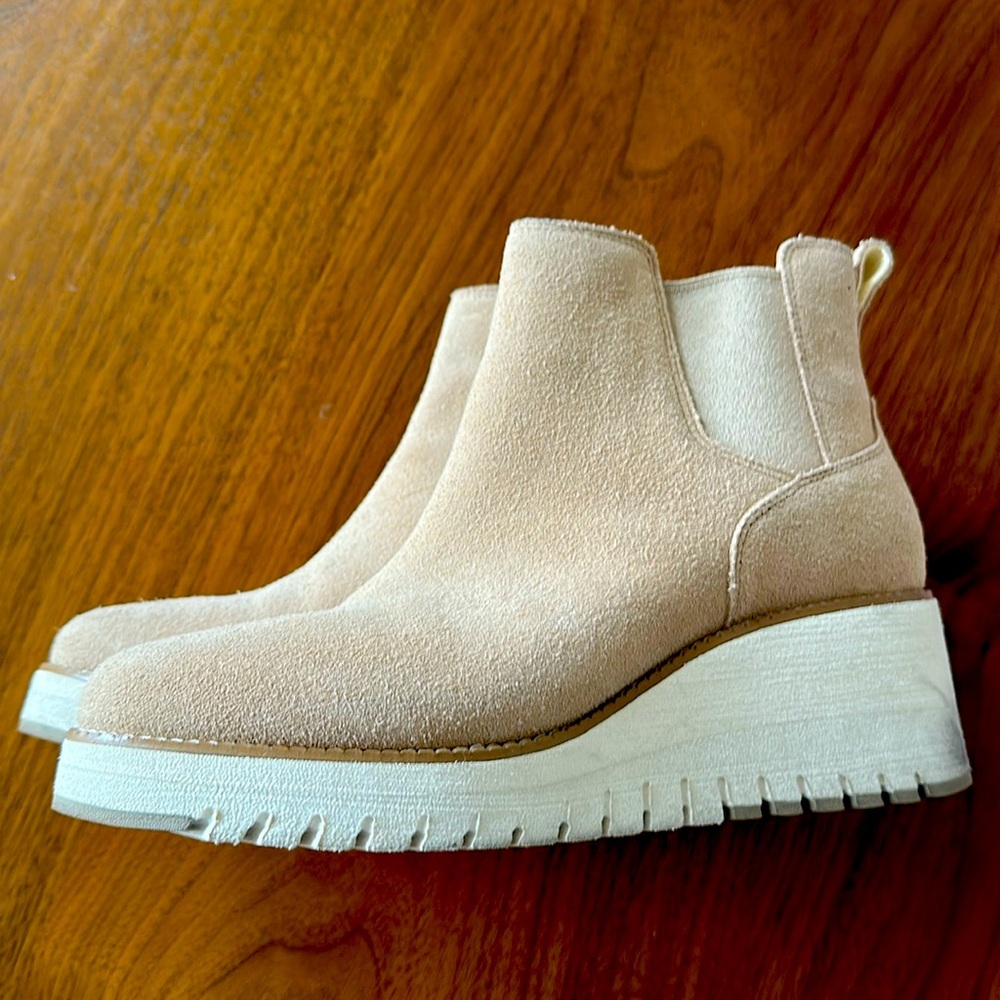 Cole Haan zerogrand os wedge heel cream suede boots 8B